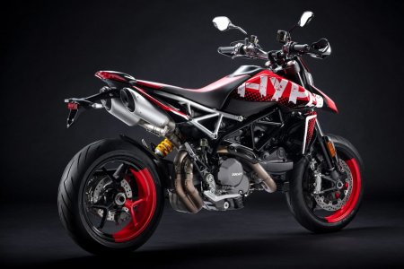 ducati_hypermotard_950rve_0001.jpg