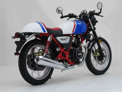 Honda125.JPG